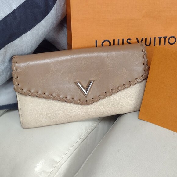 💯% Authentic Louis Vuitton Cuir Plume Wallet/Crossbody BICOLOR Dune/Taupe - Picture 14 of 14